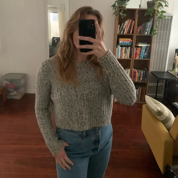 Marled, Cropped Theory Sweater - Picture 5 of 5